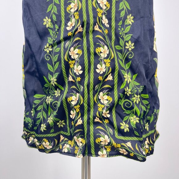 NWOT Farm Rio Flowers Arch Wrap Front Floral Flowers Mini Skirt Size S - Picture 9 of 13